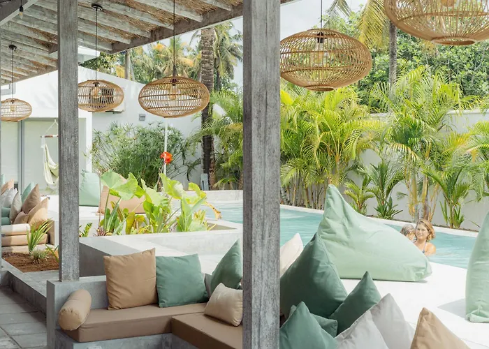 Global Surf Lodge Kabalana