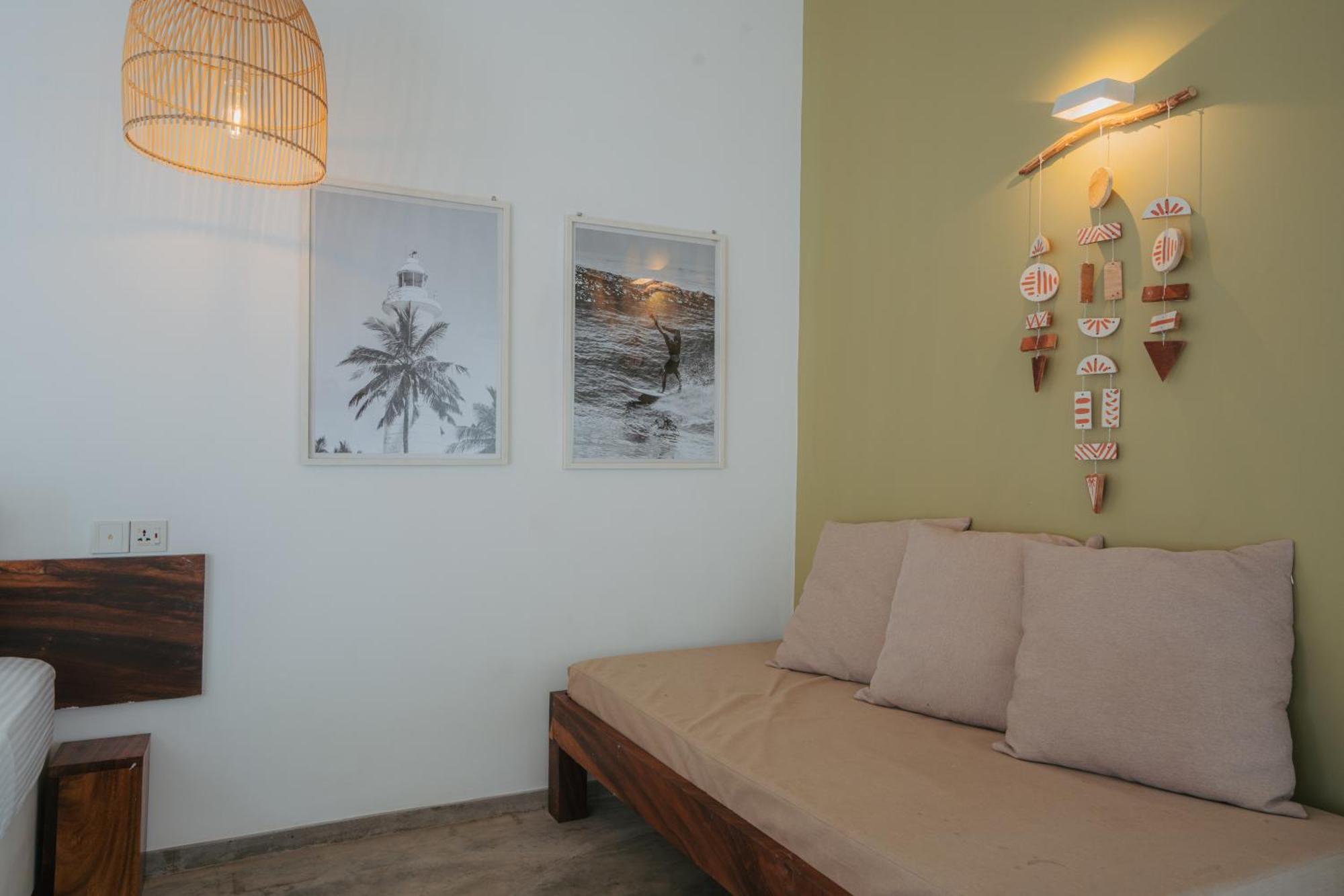 Global Surf Kabalana Hostel *
